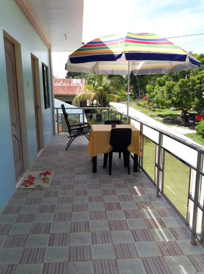 Gialyn'S Bed And Breakfast Loon Esterno foto